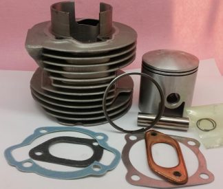 RAPIDO 225 KIT (MAHLE) MAHLE PISTON, 70MM RAPIDO CYLINDER AND TOP END GASKETS