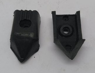 END CAP LEGSHIELD RUNNERS FRON T OUTER RECESSED (PLASTIC)