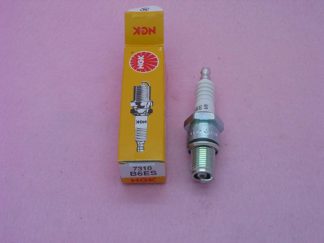 NGK B6ES SPARK PLUG