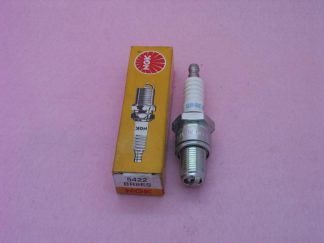 NGK BR8ES SPARK PLUG