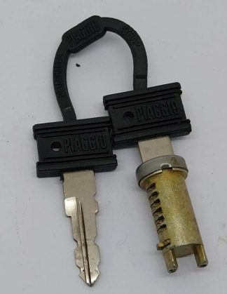 LOCK BARREL AND 2 X KEYS LML/PX/EFL/DISC