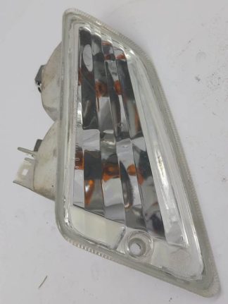 INDICATOR FRONT RIGHT VESPA GT200