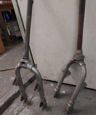 LATE VIJAY SUPER MK11 FORKS COMPLETE SOLD AS SEEN SPARES OR REPAIR